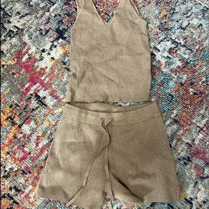 Abercrombie and Fitch set